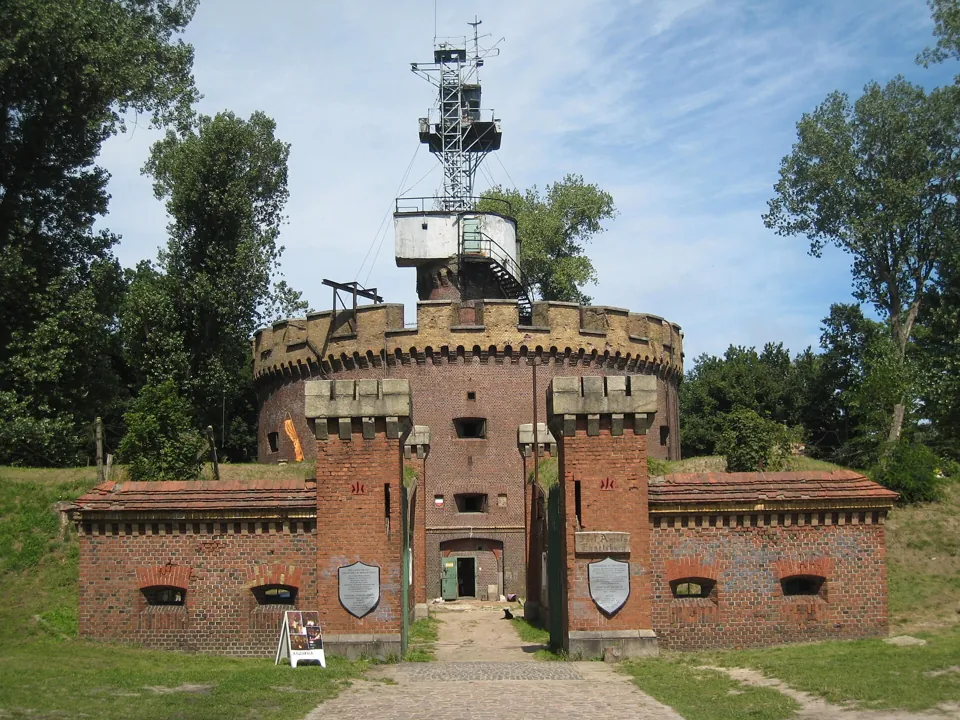 Fort Anioła – a good choice for a cloudy day